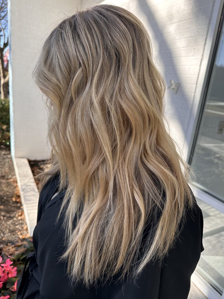 Blonde. Curly Extensions.Texture